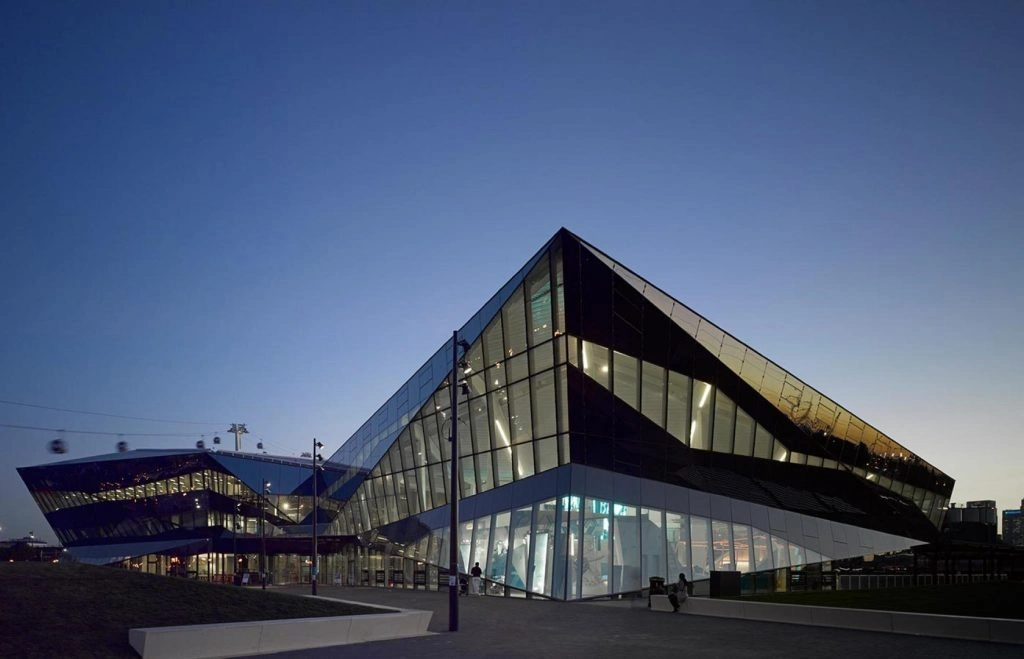 ساختمان کریستال، لندن، انگلستان