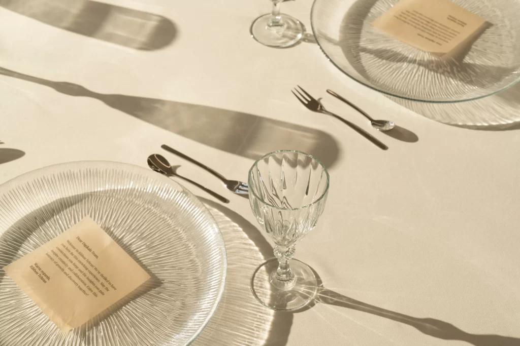 انتخاب رنگها و تایپوگرافی