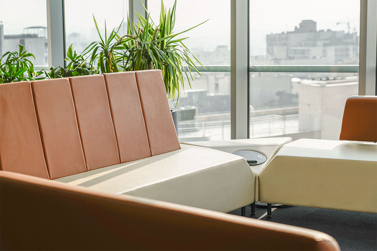 فضای کاری سلامت‌محور ریبون تهران